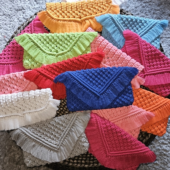 Custom Order Macrame Clutch/ Earrings - Picture 10 of 12